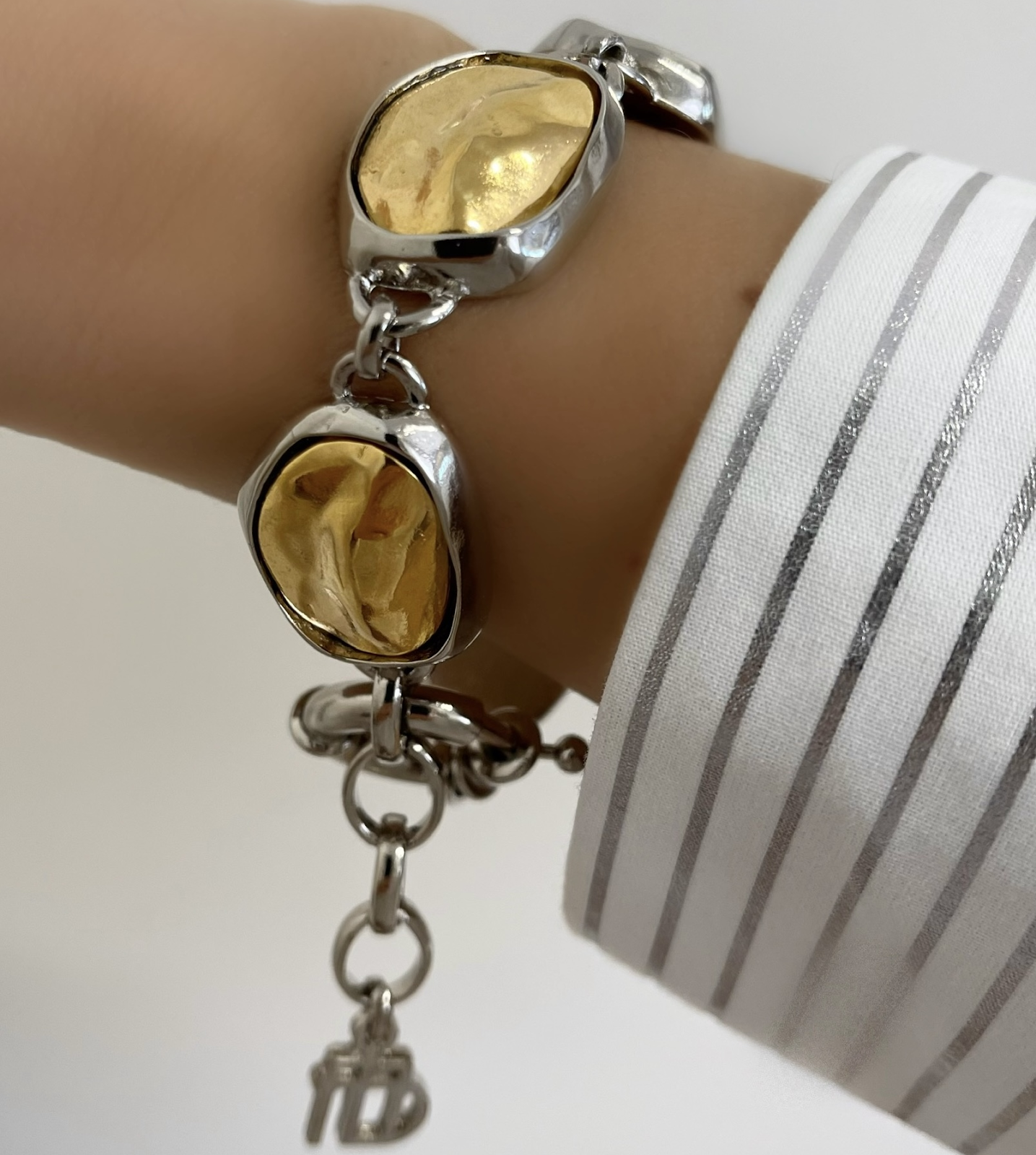 Pulseiras de Prata – Conheça os Modelos que Requintam o Seu Pulso!